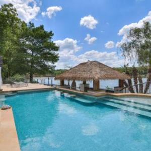 THE ABOVE CASA PARADISO ON LAKE AUSTIN estate