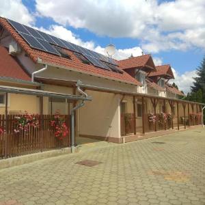 Gloria Apartman