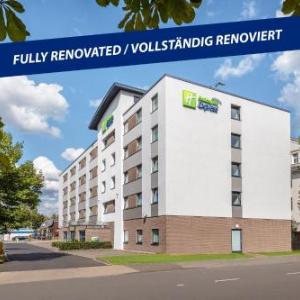 Hotels near Lanxess Arena Cologne - Holiday Inn Express Cologne Mülheim