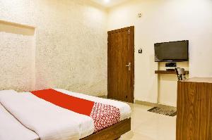 OYO 77331 Hotel Rachna Tower, Bhopal
