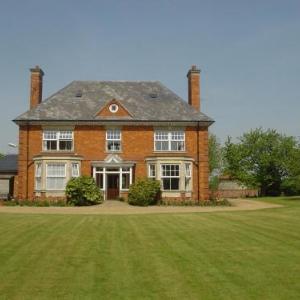 Delapre Park Northampton Hotels - Furtho Manor Farm
