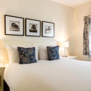 Warwick Castle Hotels - The Abbey Field By Greene King Inns
