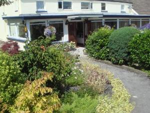 Manian Lodge, Pembroke