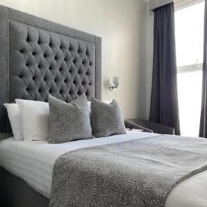 Hotels near Blackpool Opera House - Park House Hotel