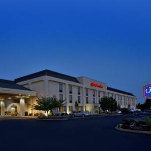 Hotels near Strand Ballroom and Theatre Providence - Hampton Inn By Hilton Seekonk