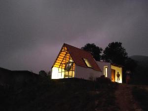 Farmstay in ചില്ലുകൂടാരം at Les Domki et al., Erattupetta