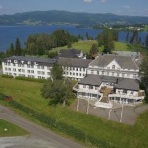 Selbusjøen Hotel & Gjestegård