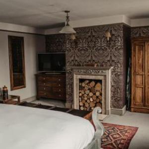 Hotels near Englefield Estate Reading - The Elephant Hotel