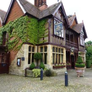 Hotels near Waddesdon Manor - The Five Arrows Hotel