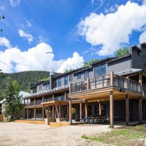 Hotels near Public House Crested Butte - Vaquera House