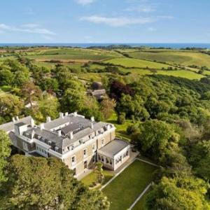 Hotels near Carnglaze Caverns - Trenython Manor Hotel & Spa