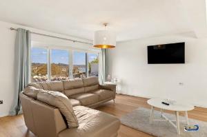 Am Byth - Luxury Cottage, Sea Views, Saundersfoot