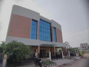 Capital O 80910 Royal Keys, Kakinada