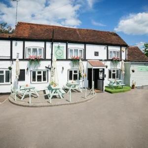 Hotels near The Lamex Stadium Stevenage - King William