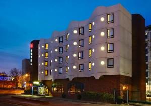 ibis Portsmouth, Portsmouth