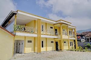 OYO 90504 Rizky Homestay Syariah Palutungan Kuningan, Kuningan
