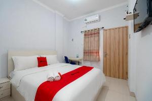RedDoorz near Pantai Barat Pangandaran 2, Pangandaran