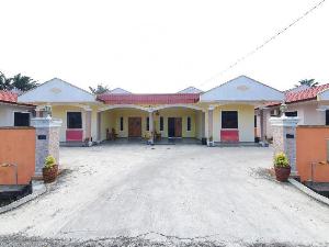 OYO 90304 Persada Hasra Homestay, Pontian