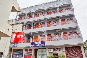 OYO flagship 84170 Veda Residency, Kondapur