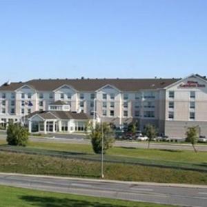 Hotels near The Royal Montreal Golf Club - Hilton Garden Inn Montreal Airport