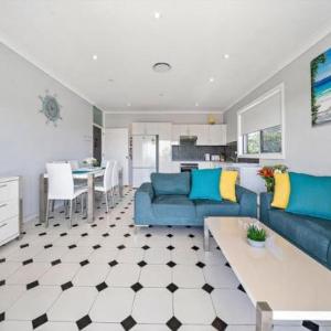 Vincentia Breeze by Experience Jervis Bay