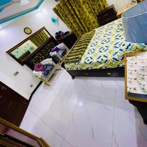 Mr&s Residence