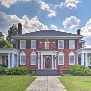 Historical Villa Less Than 1 Mi to Downtown Anderson!