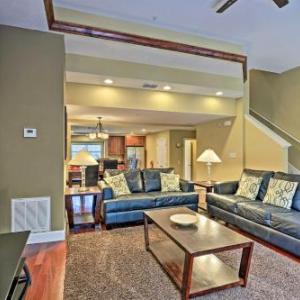 Townhome with Resort Amenities and Prime Location