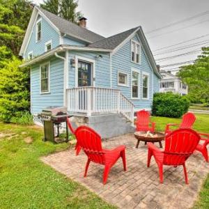 Beautiful Colonial Home Walk to Dtwn Mystic!