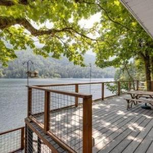 24MF - Lake Front - Pets OK - WiFi cabin