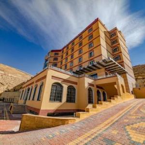 Petra Canyon Hotel