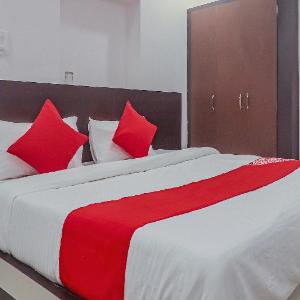 Hotel O Sai Palace Baba Chowk Bus Stand