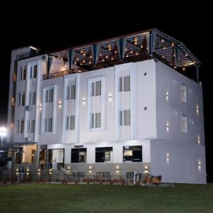 Hotel Bhairav Bagh & Restaurant