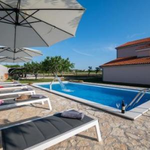 Holiday apartment in Privlaka with sea view balcony air conditioning WiFi 3598-5