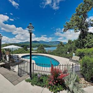 Panoramic Pool Paradise withPool game room & Firepit for Fall Fun home