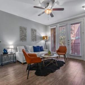 CozySuites Stylish 1BR Apartment at City Place