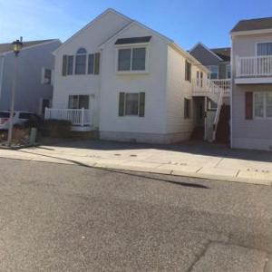 DB300 East Rochester Ave-108