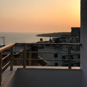 Salty Sunset Apartment