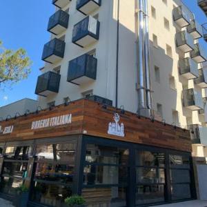 Superior Beach Aparthotel