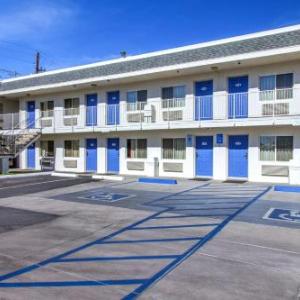 Motel 6 Phoenix Airport - 24th Street hotel in Phoenix