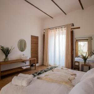 Hotel Sin Nombre