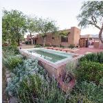49 Palms Oasis Escape   mins to Joshua tree California