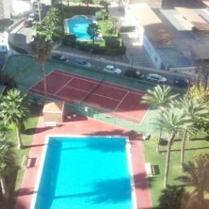 Apartamento Alteanos centrico y confortable soleado con piscina y jardines tenis parking exterior comunitario y la playa a