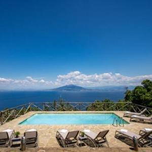 Villa Giulia with Heated Infinity Pool & Sea View Villa by Feeling Italy