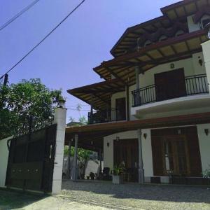 Villa Free Way