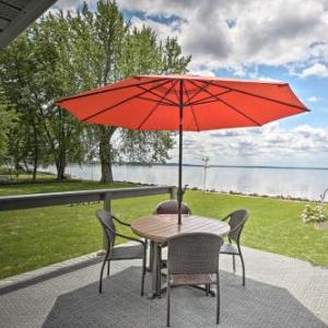 Charming Lake Koshkonong Cottage with Fire Pit!