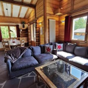 Chalet cosy avec cheminée et parking pour 8 personnes - FR-1-598-35
