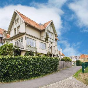 Holiday Home in Koksijde near Beach