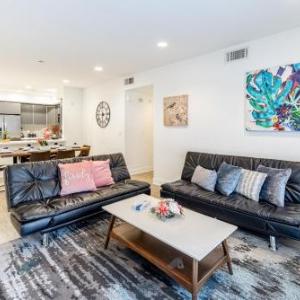 3BR 3BA Fully Furnished Apartment in Hollywood apts