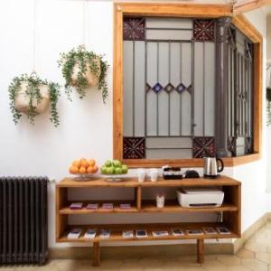 Jardinets Guest House